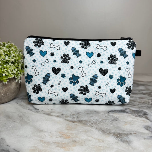Pouch - Blue Heart Paw Dog Hydrant