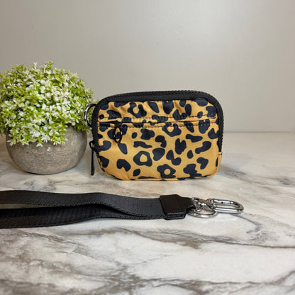 Rue - Nylon Wristlet Wallet - Gold Black Animal