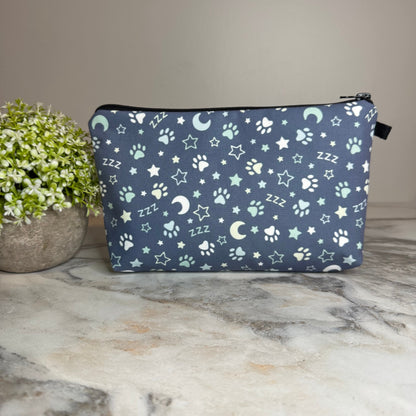 Pouch - Dog, Sleepy Nighttime Paw