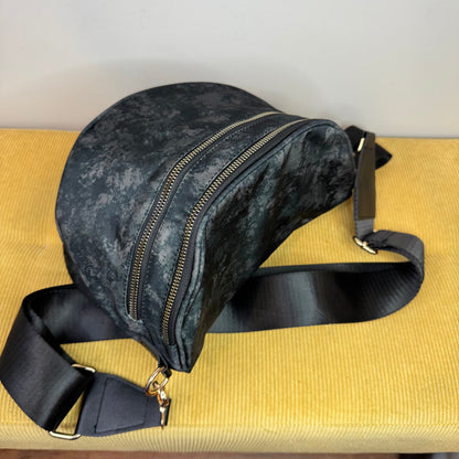 The Roni Nylon Crossbody - Dark Grey / Black Acid Wash