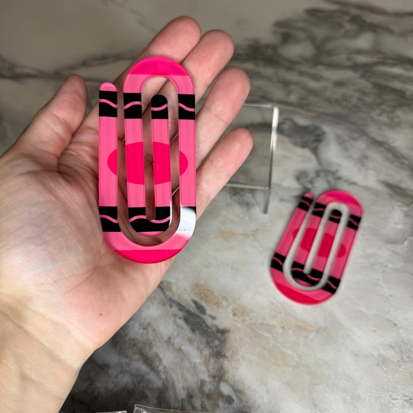 Jumbo Paperclip - Hot Pink Crayon