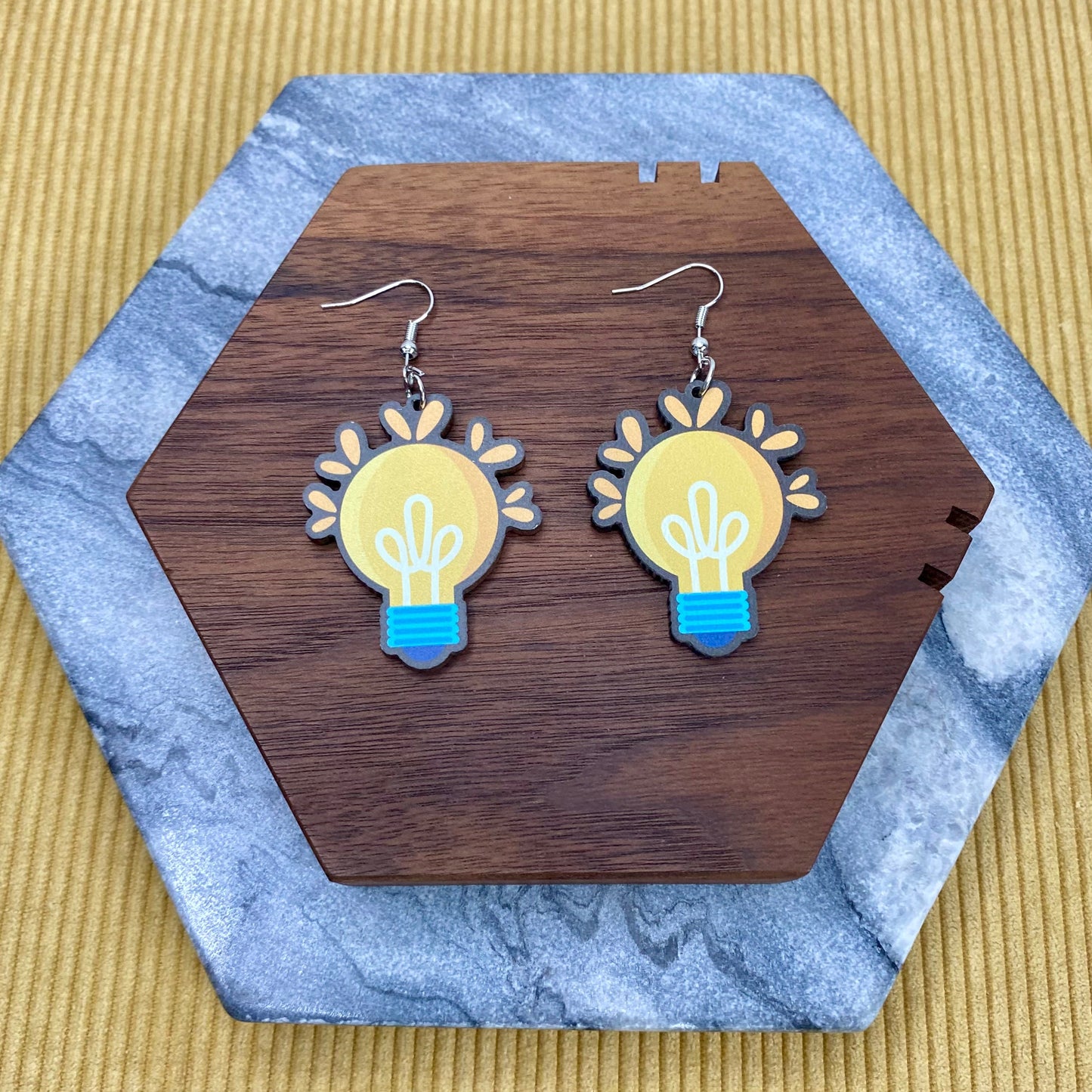 Wooden Dangle Earrings - Teacher - Light Bulb