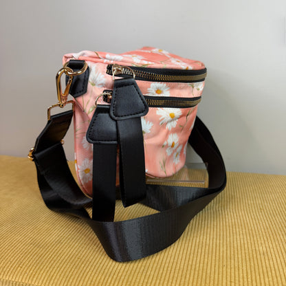 The Roni Nylon Crossbody - Pink Daisy Floral